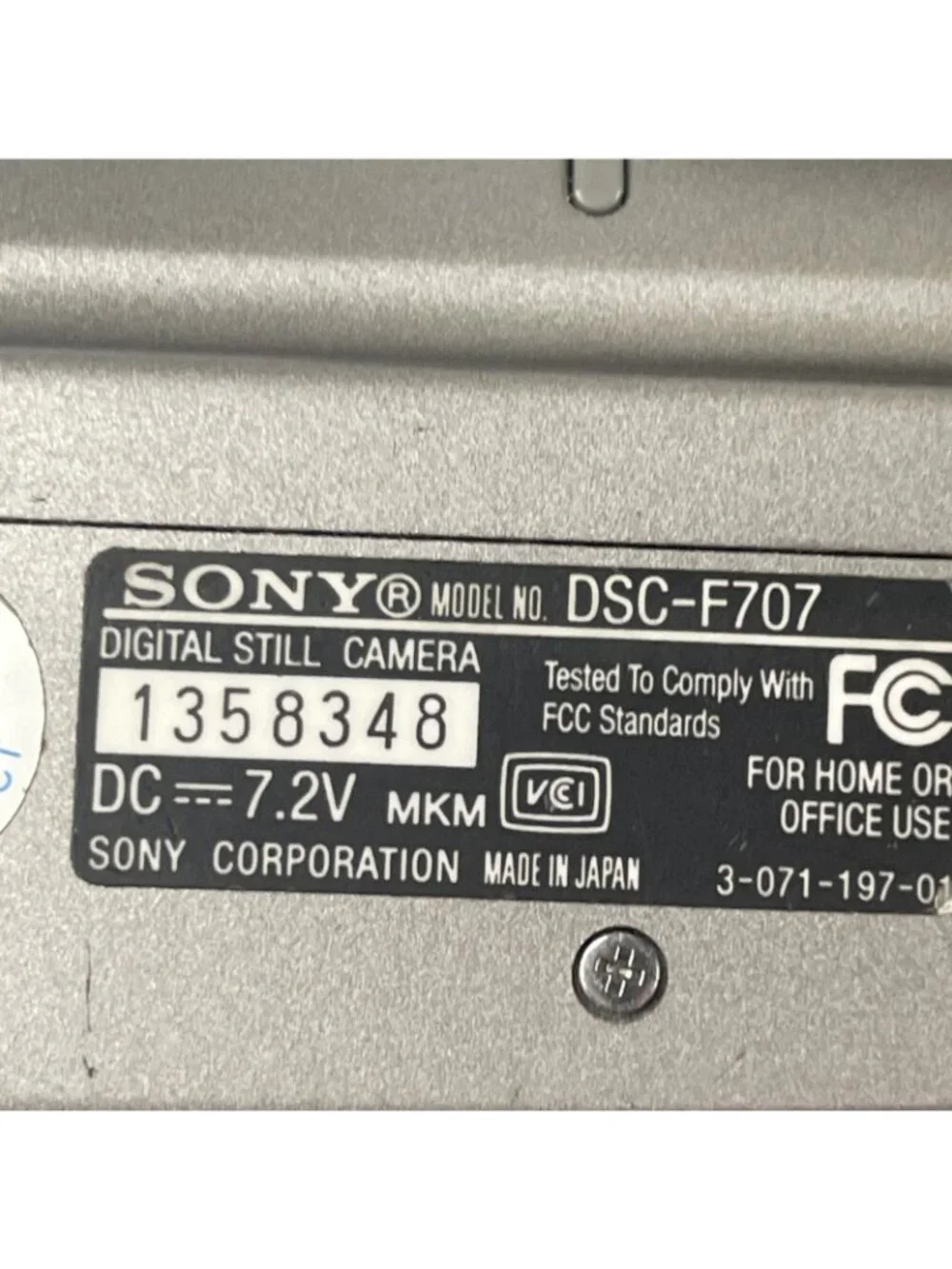 Sony Digital Still Camera DSC-F707 Cyber Shot 5.0MP 10x Precision Digital Zoom